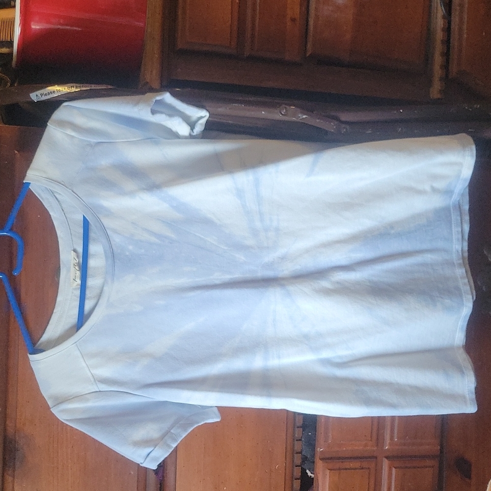 Blue & White tie dye short sleeve shirt